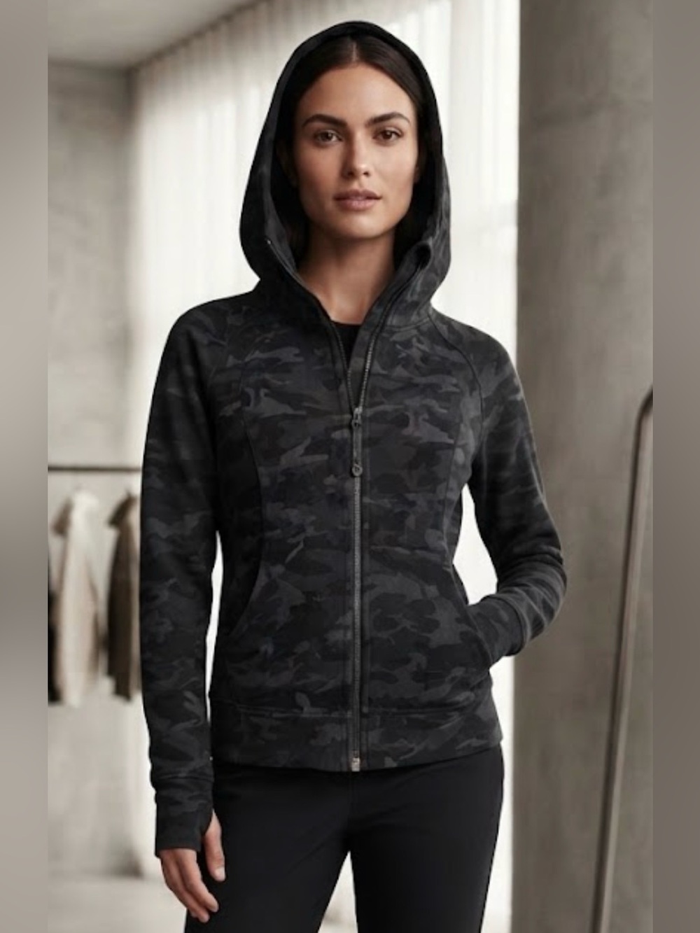 Lululemon Scuba Hoodie *Light Cotton Fleece
Heritage 365 Camo Deep Coal Multi